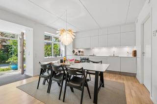 Spacious Villa Near Central Copenhagen & 1 min walk to Beach - 7