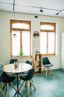 Oak Luxus City Suite - 4-8 Personen - Innenstadt - Parkplatz - 50kW DC - 9