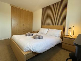 Spacious 4 bed home for Families & contractors. - 5