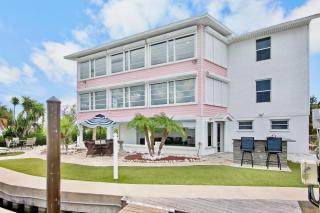 Island Bay House B - 1