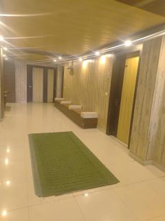 Sameer hotel kaichi dham - 1