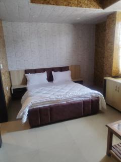 Sameer hotel kaichi dham - 3