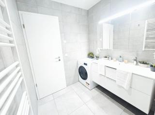 Private 1 bedroom Haven with Terrace and Parking - 8