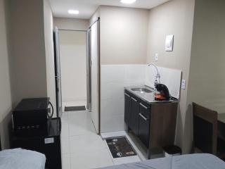 Suíte com cozinha e vaga na 25 de Agosto - 7