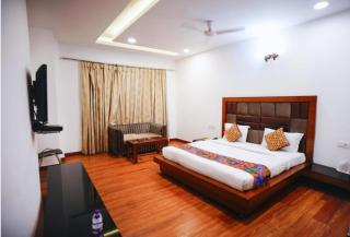Hotel Haris Court Lajpat Nagar - 4