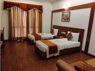Hotel Haris Court Lajpat Nagar - 4