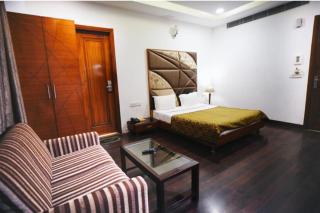Hotel Haris Court Lajpat Nagar - 2