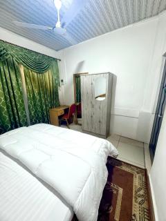 O Ansah Plaza Lodge - 3