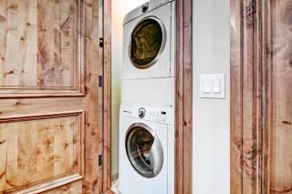 Luxury Ski-In, Ski-Out 1 Bedroom Residence In Lionshead Village At Vail Square - 1