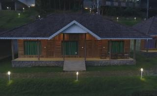Dream Coconut Villa Resort - 4