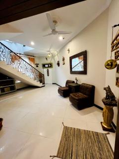 Calm & Cozy 1 BHK -Danish Signature Stays - 8