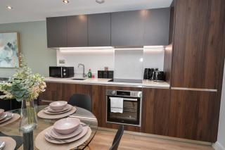 Bright & Contemporary 1 Bedroom Apartment in Leeds - 9