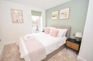 Bright & Contemporary 1 Bedroom Apartment in Leeds - 7