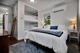 Purple Door Cottage in the heart of Middlebury! - 6