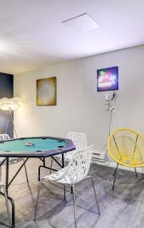 Creek Front Pocono Mountain Getaway with Game room & Sauna - 5