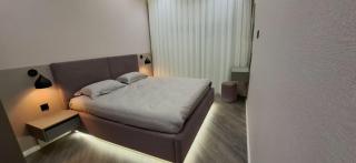 Baku City & Lake View Apartment - 5