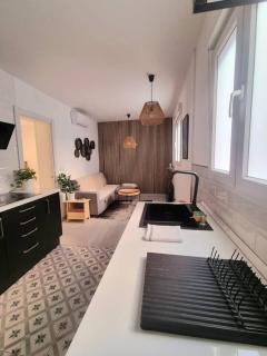 Bright 1-Bedroom with Ensuite in Puerta del Ángel - 1