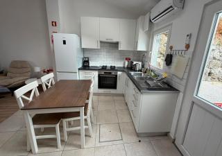 Ana's Nest - 1