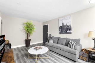 Travel Nurse 1BR 3 mi SSM SLU Pet Friendly Long Stays - 6