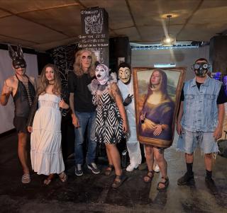 House of Wolves Hostel - 0