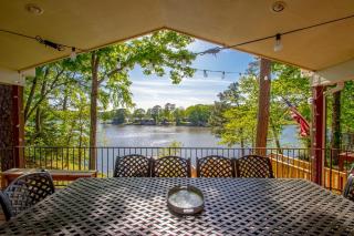 Lakefront House with Hot Tub Dock Game Room - 0