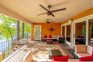 Lakefront House with Hot Tub Dock Game Room - 6