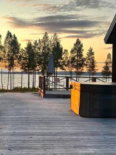 Lakeside Villa with Sauna & Hot Tub - 2