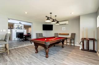 Lakefront Escape Private Hot Tub Theater & - 6
