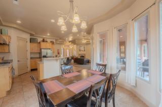 Spirit of the Rock Large Vacation Home in Kanab - Kanab - 1