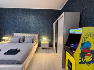 Designed Apartment near the Central Bus Station! - 4