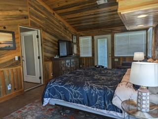 Lakeside Chalet w Game Room & Private Boat Slip - 2