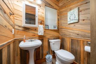 Lakeside Chalet w Game Room & Private Boat Slip - 1