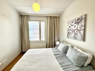 Lovely Stay near Airport, Sauna & Free parking - 2