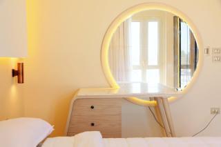 Experience a stylish, newly overlooking the Nile - 7