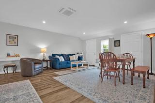 Gracious two bedroom just minutes to Middlebury! -  - 0