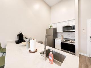 Modern Loft Near Yale Wooster Sq 5 Star Location - 4