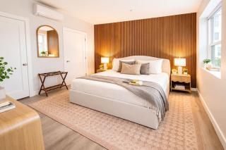 Elegant King Bed Suite - Walk to Yale - Premier Location - 7