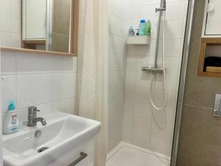ADM Danube Cozy Apartment - TV, Coffee - 2