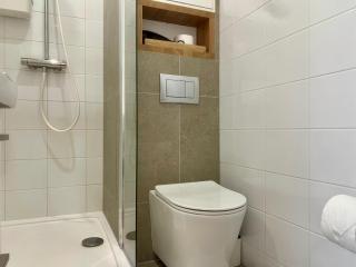 ADM Danube Cozy Apartment - TV, Coffee - 1