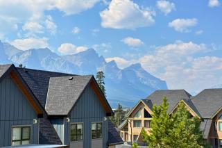 Warm Mountain View Retreat - 2