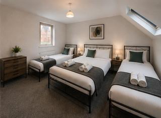 Modern 4-Bed New Home Near Arena with 3 and half Bathroom - 2