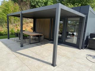 Wellness Lodge am See mit beheizbarem Pool, Whirlpool, Sauna - 1