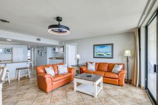 Beachfront, Stunning Views: Suntide III - Unit 403 - 5