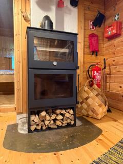 Riverside Sauna Retreat in Lapland - 2