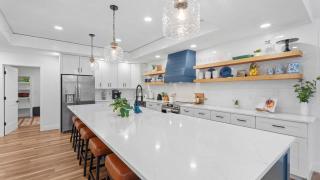 The Ozark Acre 6BDR Lakefront - 9