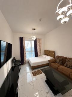Entire 1-Bedroom Apartment in Oasis Tower, Ajman - 8