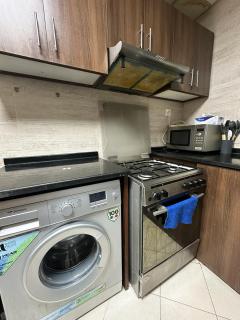 Entire 1-Bedroom Apartment in Oasis Tower, Ajman - 1