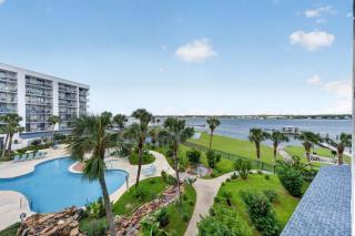Gulf Shores Surf & Racquet 304C by Youngs Suncoast - 2