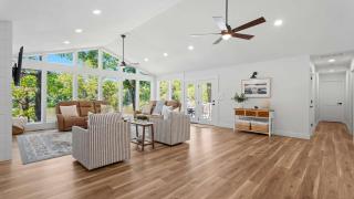 The Ozark Acre 6BDR Lakefront - 0