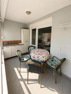 Leo Place - 2